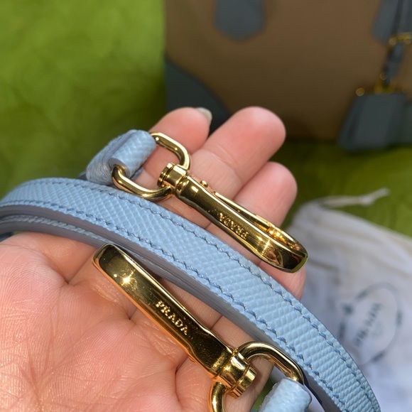 Prada two way Handbag - Picture 12 of 17